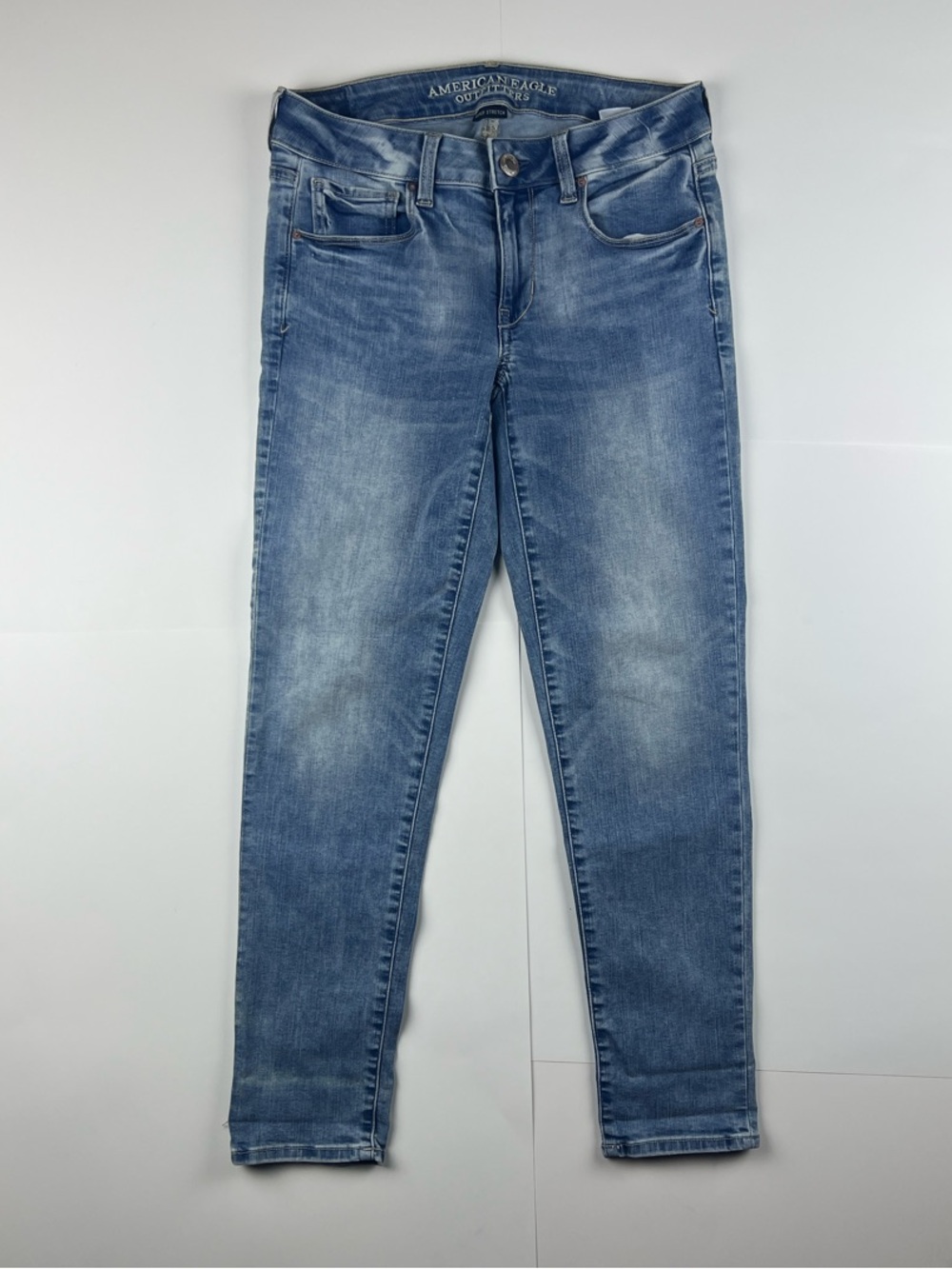 American Eagle Outfitters Women's Light Wash Skinny Jeans